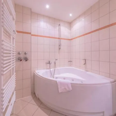 Strandlaeufer Classic 102 *